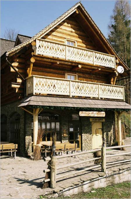 Een houten huis in Polen