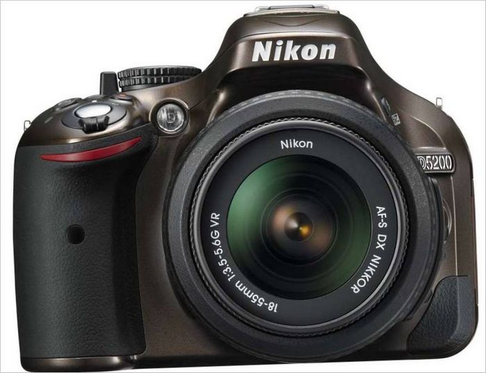 Nikon D5200 DSLR - Voorkant