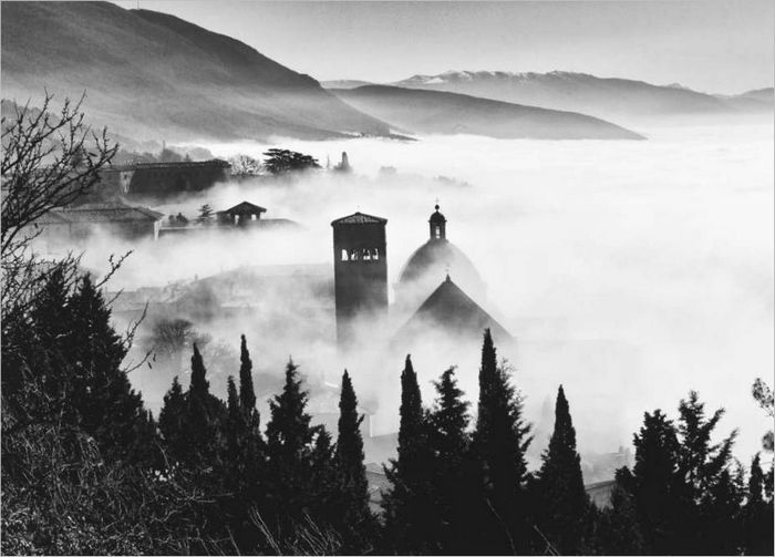 Verdwijnend landschap, Assisi, 2009