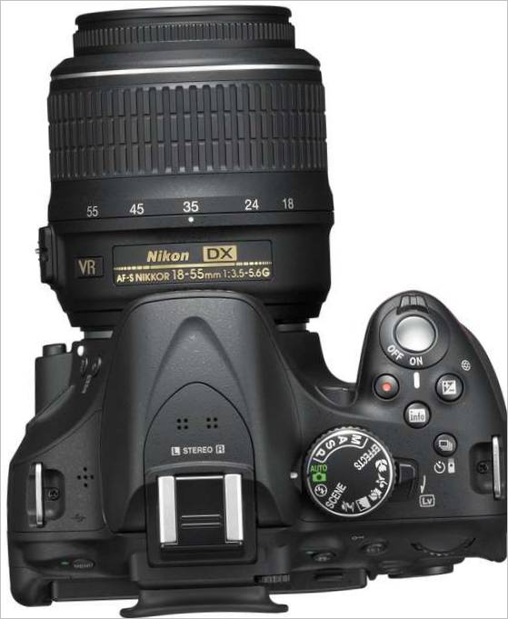 Nikon D5200 DSLR - van bovenaf gezien