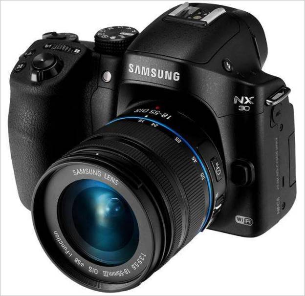 Samsung NX30 SLR camera